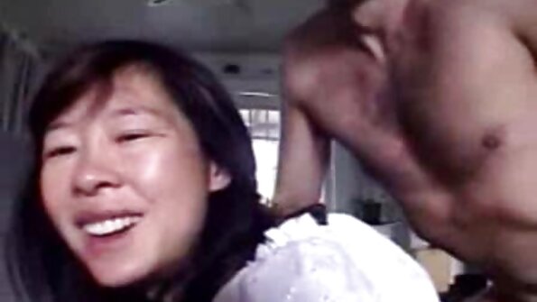 السيدة بغضب سكس اخوات اجنبي مترجم الملاعين الرقيق مع حزام على الحمار مؤلم